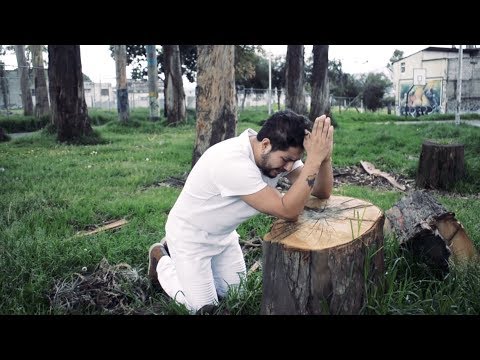 Lenin Chávez ft Cecy Narvaez - CLÁMO POR MI NACIÓN