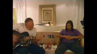 Pete Townshend plays &quot;Heart To Hang Onto&quot; (In The Attic c. 2006)