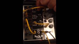 Video thumbnail for Dave Smith DSM01 curtis filter with Dtronics TB-303 style osc by Dtronicsmusic