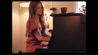 Sophie Morgan - Hey Annie {music video}