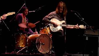 Girls, &quot;Headache&quot; - Pabst Theater, Milwaukee, 04.11.10