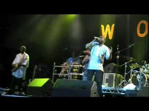 Youssou N'Dour - Boul Bayekou (Don't Let﻿ Go) - WOMAD 2009 Charlton Park