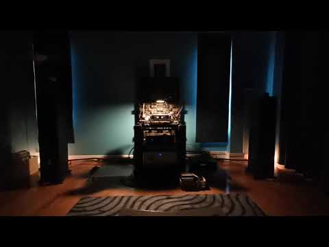 areial 7b, marsh msd400s,lector zoe,audiolabs 6000n. our love is here jacintha