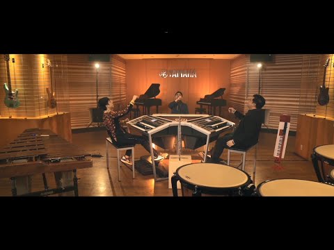 Special performance at the opening of Yamaha Online Teachers Forum by Yamaha Music School graduates