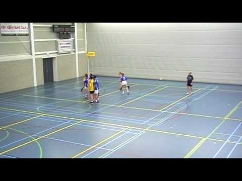 Zaamslag 2 - Blauw-Wit 3. Twee schotjes Joan