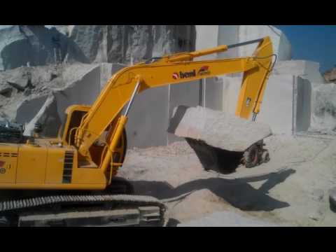 Beml 20 ton hydraulic excavator be220g in marble application