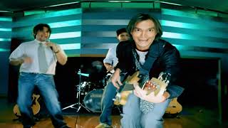 Bacilos - Mi Primer Millón (Official Video) [4K Remastered]