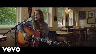 Jade Bird - Grinnin&#39; In Your Face (Son House Cover)