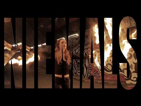 DeeEmZee - 42 (Niemals) [Official Promo Video]