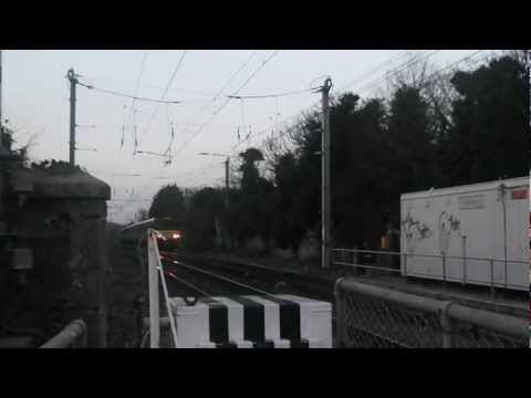 Dart class 8314 arrives in to bray south bound for greystone