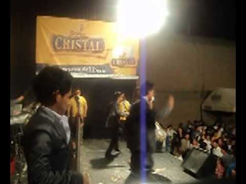 Muñequito bailando para Marisol Cavero ( QUE ES LO QUE A PASADO)