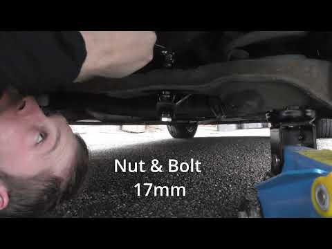 How to Replace Rear Stabilizer Arm / Ant-roll / Sway Bar  Bush - 2010 Ford Focus Estate