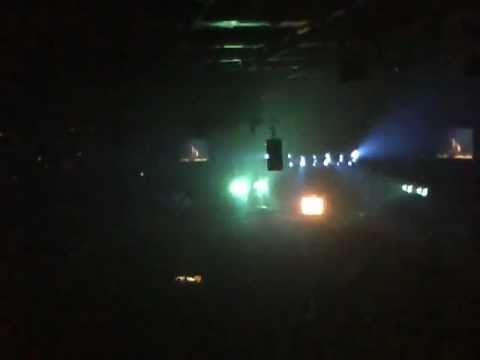 Nicky Romero LIVE @ Paris-Bercy, 08/04/12 (Full Set With Tracklist)