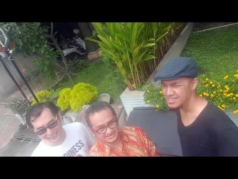 Cipadu Elok Mannequin Challenge with Old Friend