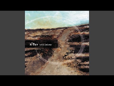 Medley: Bó Mhín Na Toitean / Con McGinley's Highland / Seanamhach Tube Station