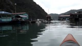 preview picture of video '2012/11 - Vietnam: kayaking en la Bahía de Halong'