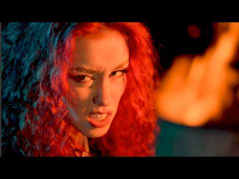 NATY HRYCHOVÁ - ZATRACENEJ DŮM (official music video)