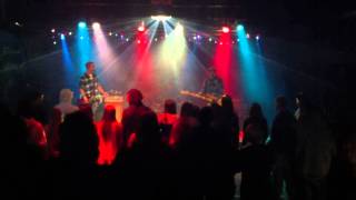 Autumn Leaves - Fever Trees