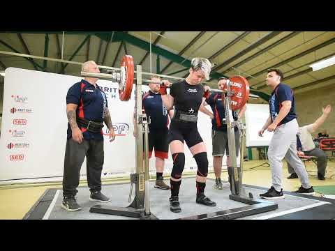 137.5kg (303lbs) squat at 56.3kg (124lbs) bodyweight - English Powerlifting Championships 2021