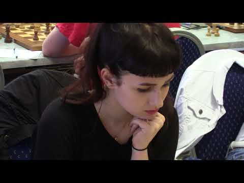 D20 2.2. WFM Anna Vrtiaková - Sofia Anna Cíbiková 1:0