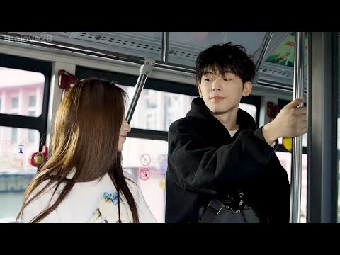 Mafia boy fall in love with innocent girl 🍃He saved girls from bad boys 🍃 Chinese love story 🍃