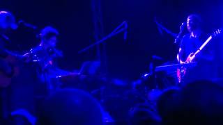 Lee Ranaldo y El Rayo - "Thrown Over the Wall"