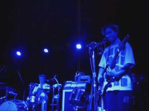 Micachu And The Shapes - "Wrong" @ Berbati's Pan, Portland [Live]