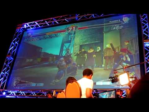 EVO 2k11 Front Row(Daigo) Tokido (Akuma) vs Flash Metroid (Zangief - C. Viper) 2011   HD