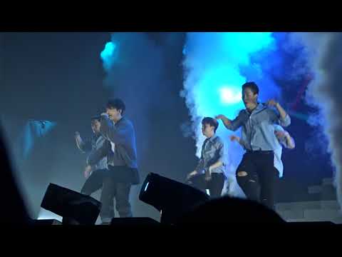 181111 Yong Junhyung and Yang Yoseop mini concert in Hong Kong – 무슨 말이 필요해 Go Away