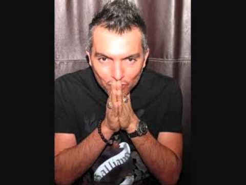 Is This Love (Radio Edit) - Alex Gaudino (Feat. Jordin Sparks)