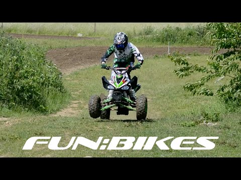 125cc Quad Bike Jumped and Powerslided around track  | Fun:Bikes