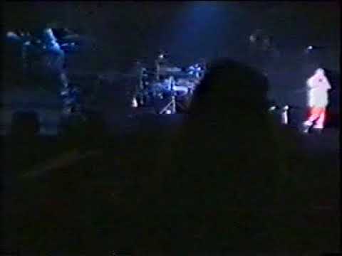 GNR - 16-  Band Intro, Live in Werchter,Belgium 1993