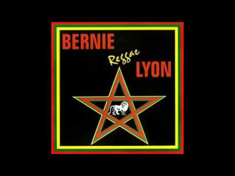 Bernie Lyon // White Fish // Raridade
