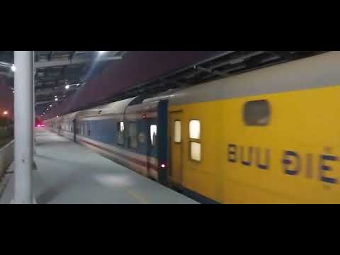 【Vietnam Railway】【Vietnam(39)】Getting on SE5 Train for Saigon at Ninh Binh Station 2022.12.22