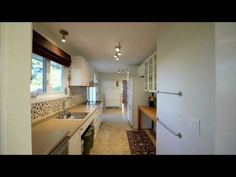 3149 Southmore Dr E