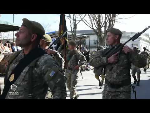 Desfile  militar por las calles de Florida