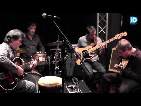 live au melrose café