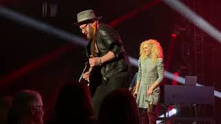 Little Big Town - Stay All Night (LIVE)