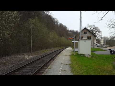 Josera - Zug durchfährt Laudenbach (Württ)