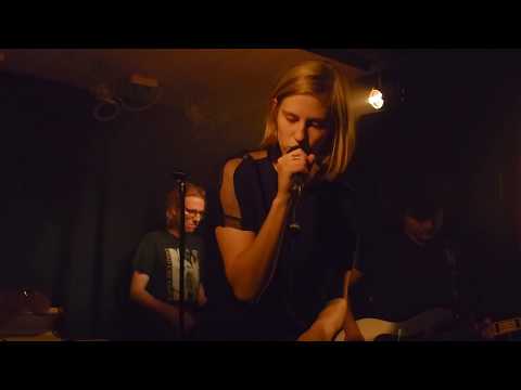 WHISPERING SONS Performance - live in Freiburg