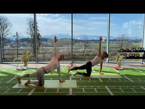 YOGA mit Stephanie & Alina - Online Yoga