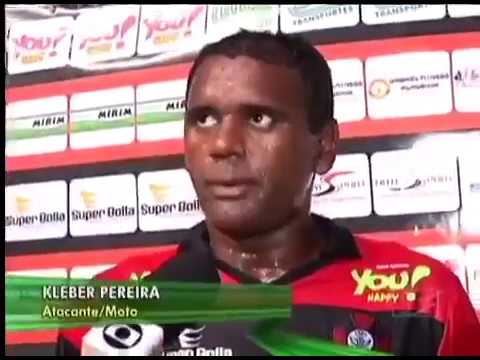 Kleber Pereira (Moto Clube) - 26/08/2013 - Moto Clube 1x0 Araioses - 1 gol
