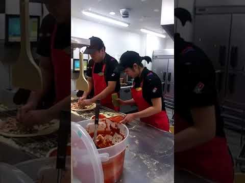 どこにでもピザ: チェーン店は住所なしでどこにでも配達したいと考えています