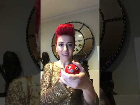 Armida Elezi-Levizjet rreth gjoksit