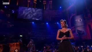 We'll Meet Again - Katherine Jenkins & Dame Vera Lynn (D-Day 70 Years On)