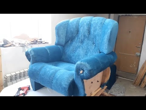 Перетяжка 2 кресел 30 летней давности! Пробная сборка в процессе работы! Оренбург, тел: 89877920000.