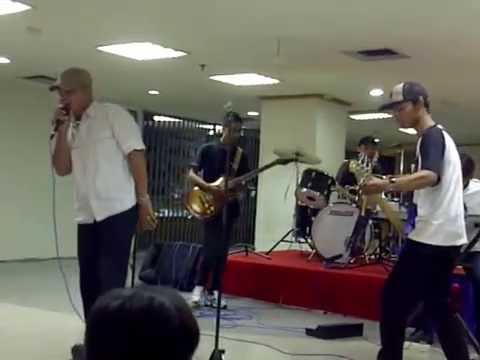 Sabcer Matahari Singosaren - Live Band S 01 (Mungkinkah)