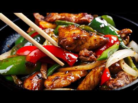 As delicious as in the Asian restaurant! Chicken noodles for a quick Chinese dinner.