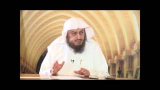 صورة امرأة صائمة حصل لها كتمة في صدرها فاضطرت للشرب الماء فماذا عليها ؟ || الشيخ خالد الفليج