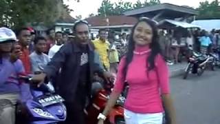 Download lagu lagu daerah ende flores - sare bhane - mahdi 'dejan' ibrahim mp3